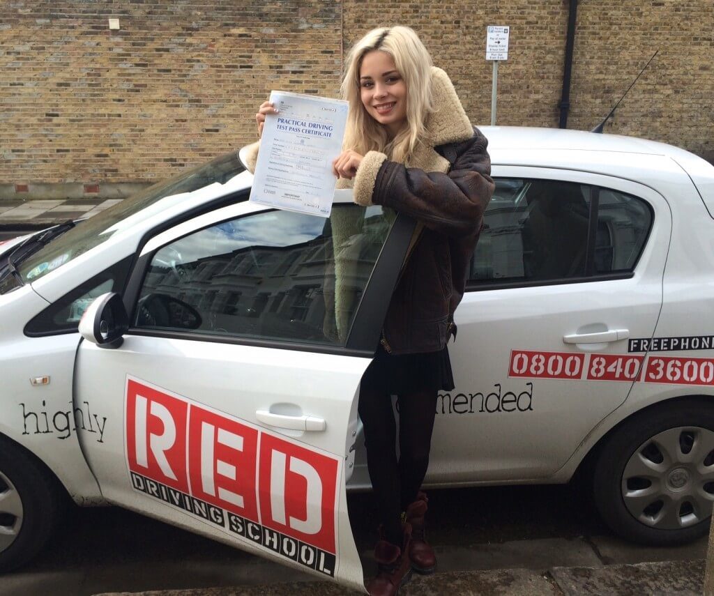 Nina Nesbitt passes driving test
